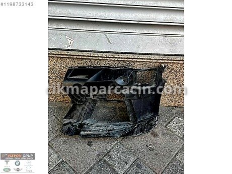 BMW 5 Serisi Tampon Izgara Çıtası çıkma parça