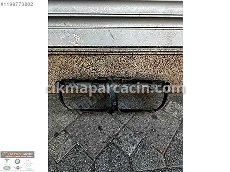 BMW 5 Serisi Ön Maske çıkma parça