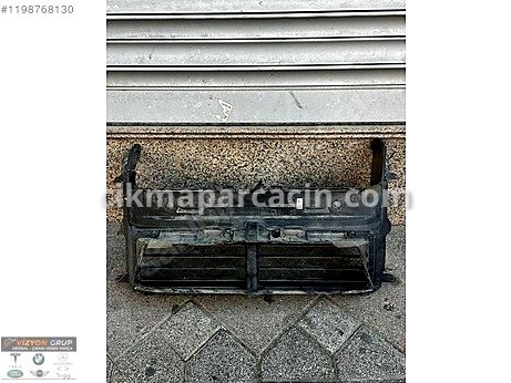 BMW 5 Serisi Radyatör çıkma parça