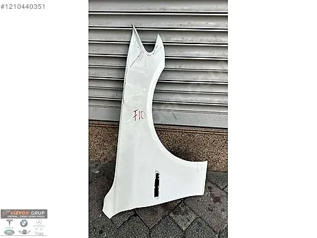 BMW 5 Serisi Çamurluk (Ön) çıkma parça
