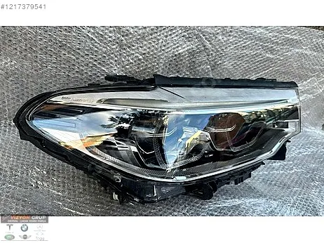 BMW 5 Serisi Sağ Ön Far çıkma parça - VİZYON GRUP ORJİNAL ÇIKMA YEDEK PARÇA İstanbul