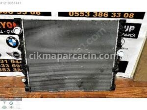 BMW 5 SERİSİ G30 ÇIKMA ORJ 17118650745 SU RADYATÖRÜ 17118686026