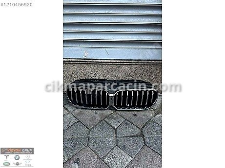 BMW 5 Serisi Panjur çıkma parça