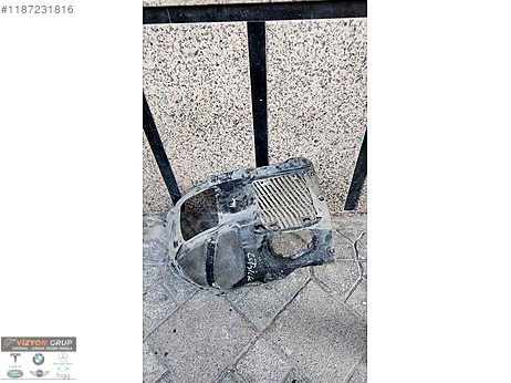 BMW 5 Serisi Davlumbaz çıkma parça