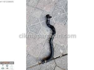 BMW 5 SERİSİ G30 RADYATÖR HORTUMU ORJ ÇIKMA 16260713-17128602870
