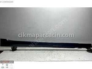 BMW 5 SERİSİ G30 SAĞ MARŞPİYEL KAPLAMASI ORJİNAL 5177 7387338