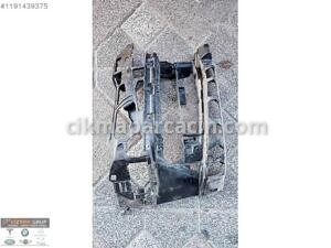 BMW 5 SERİSİ G30 TAMPON BRAKETİ ORJ ÇIKMA 51117385346