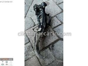 BMW 5 SERİSİ G30 XDRIVE ÖN SAĞ TAŞIYICI ORJİNAL 688438601