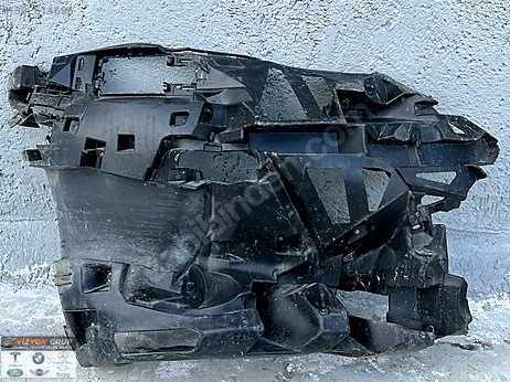 BMW 5 Serisi Tampon Braketi çıkma parça