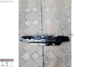 BMW 5 SERİSİ G60 M ARKA TAMPON ORTA AYAK 51128084702-8084702 (2. Adet)