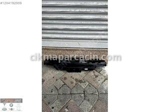 BMW 5 SERİSİ G60 M ARKA TAMPON ORTA AYAK 51128084702-­8084702Favo