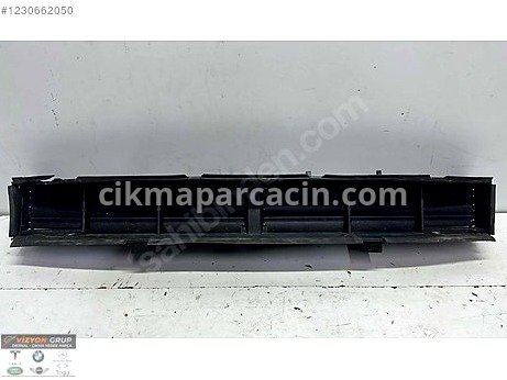 BMW 5 Serisi Alt Hava Kanalı çıkma parça