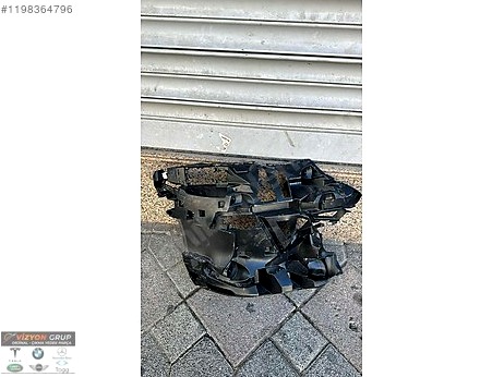 BMW 5 Serisi Tampon Braketi çıkma parça