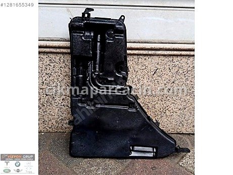 BMW 5 Serisi Cam Suyu Deposu çıkma parça