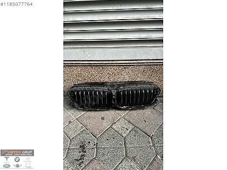BMW 5 Serisi Panjur çıkma parça