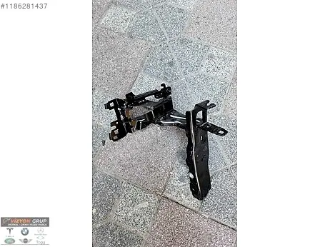 BMW 7 Serisi Sol Ön Far çıkma parça - VİZYON GRUP ORJİNAL ÇIKMA YEDEK PARÇA İstanbul