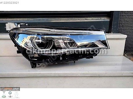 BMW 7 Serisi Sağ Ön Far çıkma parça