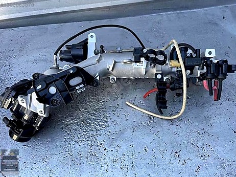 BMW 5 Serisi Emme Manifoldu çıkma parça