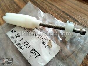 BMW E30 FAR VİDASI ORJİNAL