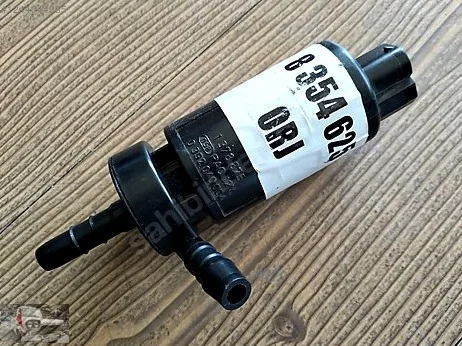 BMW 3 Serisi Su Fıskiyesi çıkma parça - DEVRİM OTOMOTİV YEDEK PARÇA & AKSESUAR Sakarya