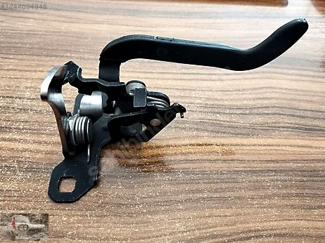 BMW 7 Serisi Kaput çıkma parça - DEVRİM OTOMOTİV YEDEK PARÇA & AKSESUAR Sakarya