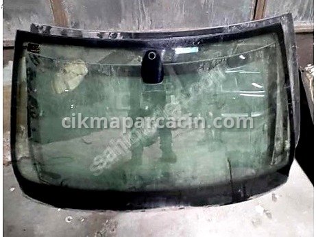 BMW 5 Serisi Arka Cam çıkma parça