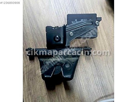 BMW 5 Serisi Bagaj Kilidi çıkma parça