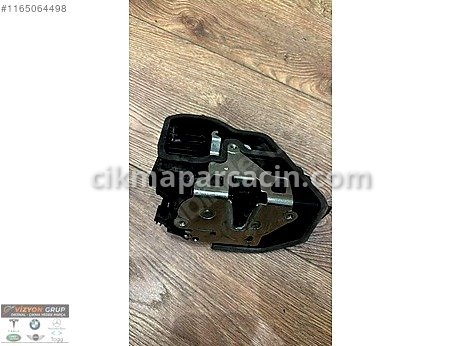BMW 5 Serisi Bagaj Kilidi çıkma parça
