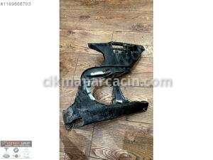 BMW F10 F11 SAĞ ÖN TAMPON BRAKETİ ÇIKMA ORJ 51117331752