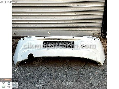 BMW 1 Serisi Arka Tampon çıkma parça