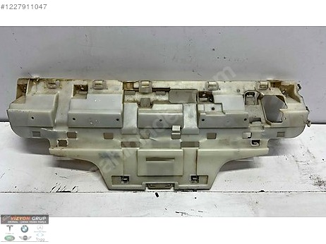 BMW 4 Serisi Tampon Braketi çıkma parça