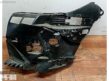 BMW 1 Serisi Bakalit çıkma parça