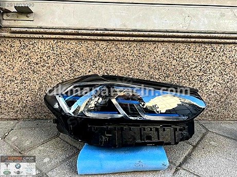 BMW X3 Sağ Ön Far çıkma parça