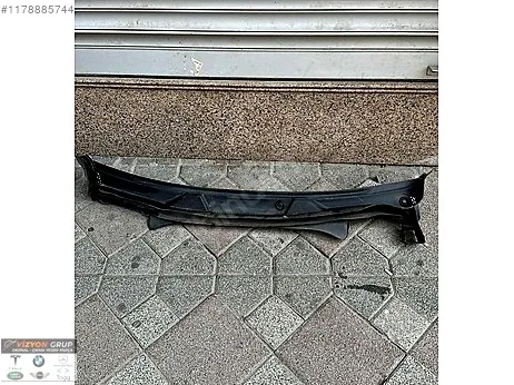 BMW X3 Arka Cam çıkma parça - VİZYON GRUP ORJİNAL ÇIKMA YEDEK PARÇA İstanbul