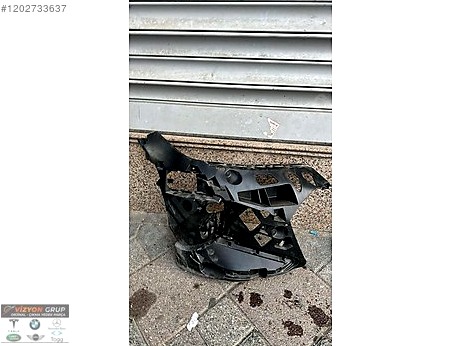 BMW 3 Serisi Tampon Braketi çıkma parça