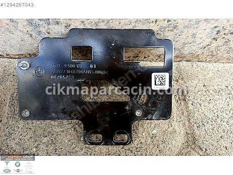 BMW 4 Serisi Bakalit çıkma parça