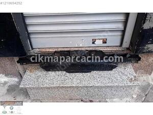 BMW G60 M ARKA TAMPON ORTA AYAK ORJ 51128084702 8084702
