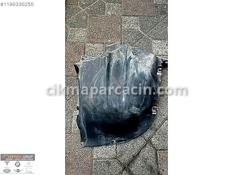 BMW 1 Serisi Arka Tampon çıkma parça