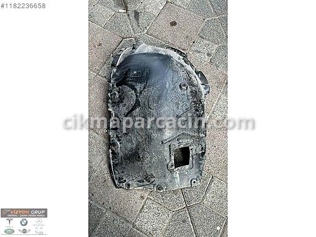 BMW 1 Serisi Davlumbaz çıkma parça