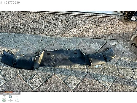 BMW 1 Serisi Arka Tampon çıkma parça