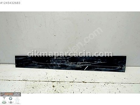BMW 1 Serisi Kapı Çıtası çıkma parça