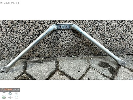 BMW 1 Serisi Ön Tampon çıkma parça