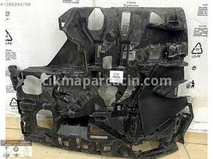 BMW İ SERİSİ 2021 2024 İX İ20 SAĞ ÖN TAMPON BRAKETİ 9879666
