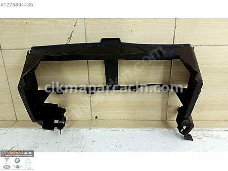 BMW 1 Serisi Radyatör çıkma parça