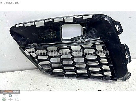 BMW 1 Serisi Sis Farı Çerçevesi çıkma parça
