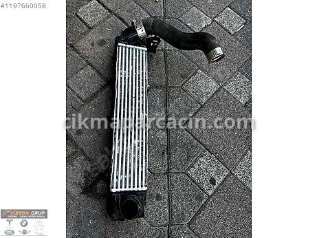BMW X1 Radyatör çıkma parça