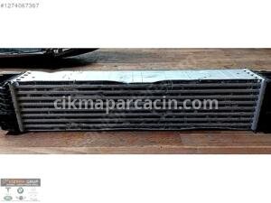 BMW SERİSİ 2 U06 X1 U11 ARA SOĞUTUCU ORJ ÇIKMA 9846915