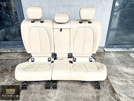 BMW X1 Arka Koltuk çıkma parça - EGE OTOMOTİV ORJİNAL ÇIKMA YEDEK PARÇA Bursa