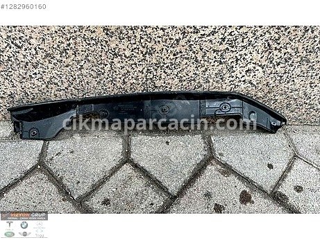 BMW X1 Bakalit çıkma parça