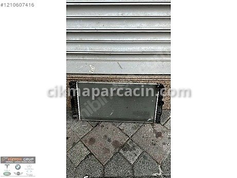 BMW X1 Radyatör çıkma parça